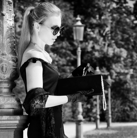Marco Finelli fotografia di ritratto glamour in bianco e nero