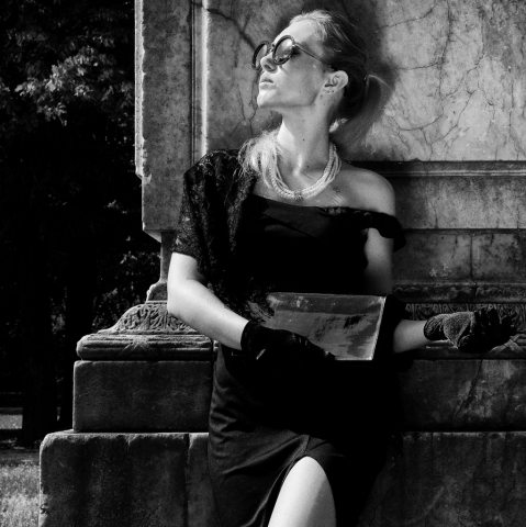 Marco Finelli fotografia di ritratto glamour in bianco e nero